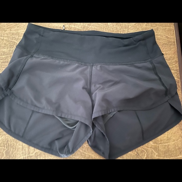 Lululemon Speed up shorts - Picture 1 of 3
